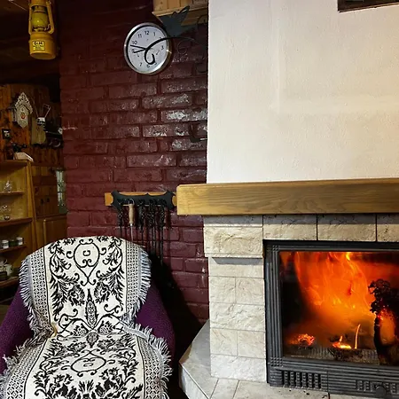Retro Chalet *